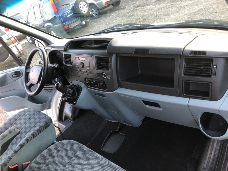 Ford Transit 2.2 TDCI ITALIA, снимка 13 - Бусове и автобуси - 45750152