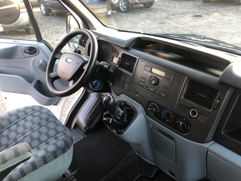 Ford Transit 2.2 TDCI ITALIA, снимка 9 - Бусове и автобуси - 45750152