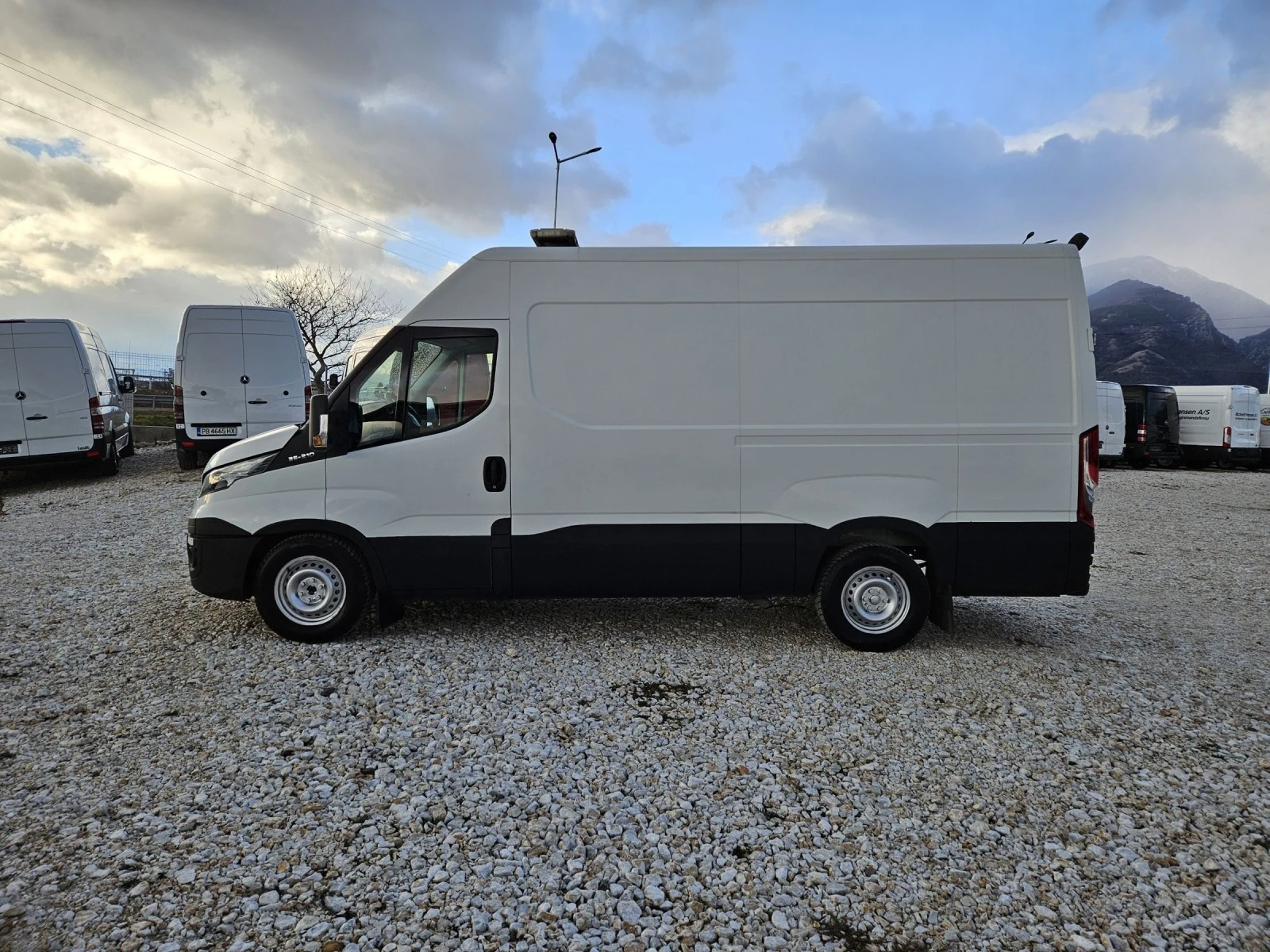 Iveco Daily 35s21 - изображение 2