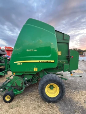      John Deere 864