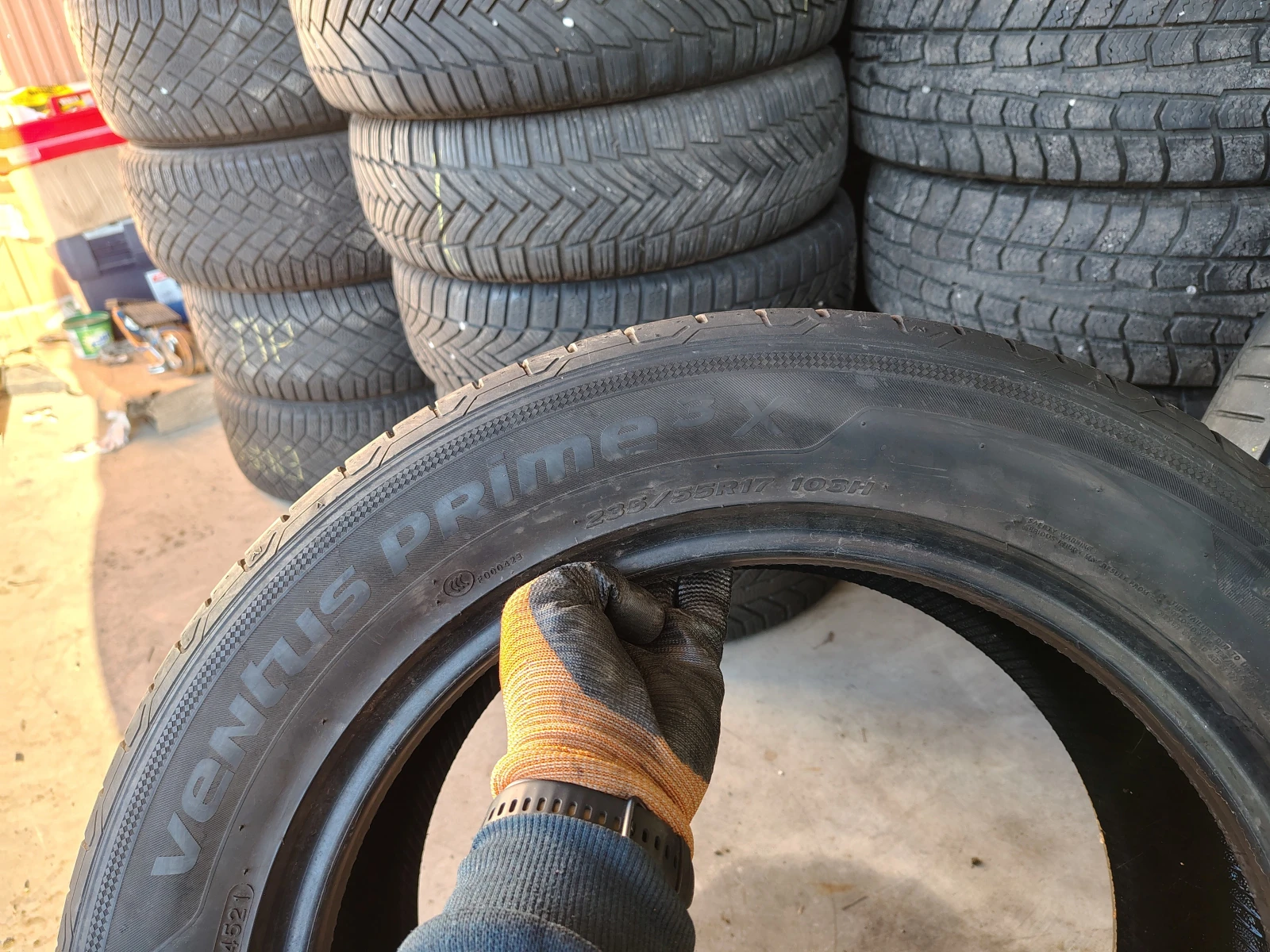 Гуми Летни 235/55R17, снимка 8 - Гуми и джанти - 54086141