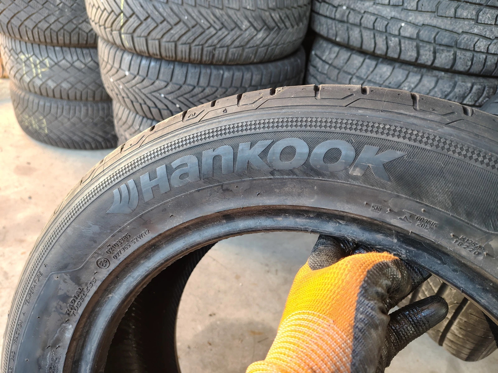 Гуми Летни 235/55R17, снимка 6 - Гуми и джанти - 54086141