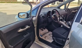 Toyota Auris 1.6куб.131к.с.2010г. Бензин , снимка 7