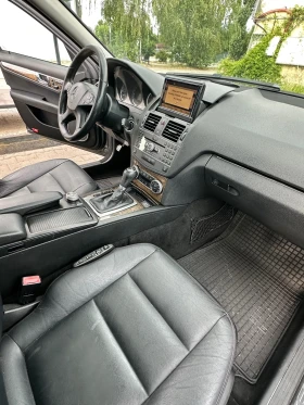 Mercedes-Benz C 350 4-matic, снимка 11