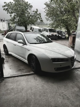 Alfa Romeo 159 sportwagon TI 1.9JTDm | Mobile.bg    2