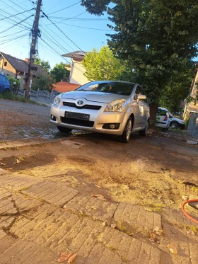     Toyota Corolla verso 2.2 