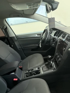 VW Golf 1.6 TDI , снимка 8 - Автомобили и джипове - 53671285