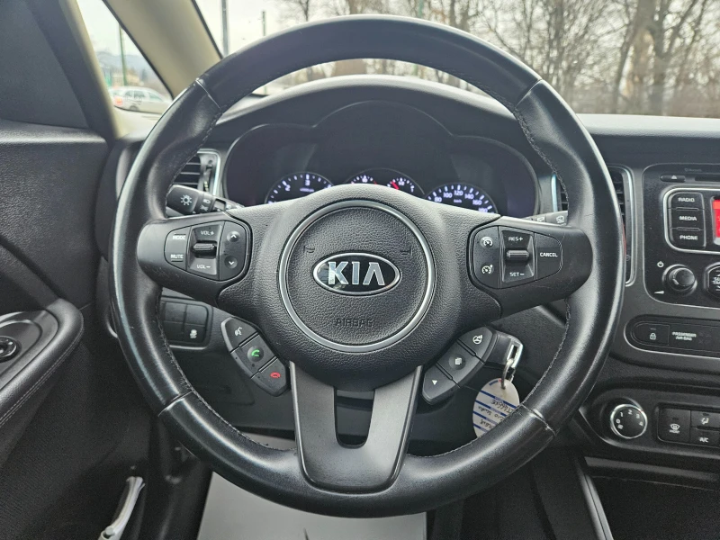 Kia Ceed CARENS 1.7CRDI, снимка 15 - Автомобили и джипове - 48224351