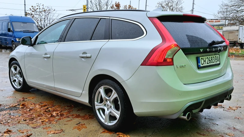 Volvo V60 D3, снимка 7 - Автомобили и джипове - 48568464