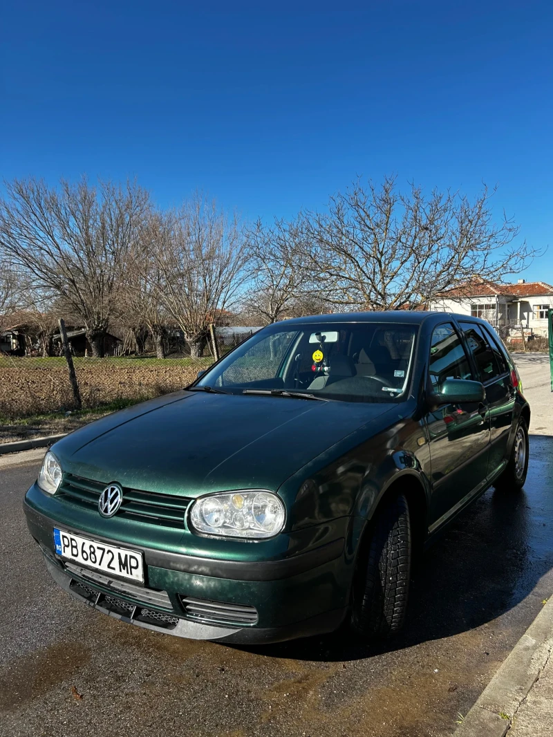 VW Golf, снимка 1 - Автомобили и джипове - 48834123