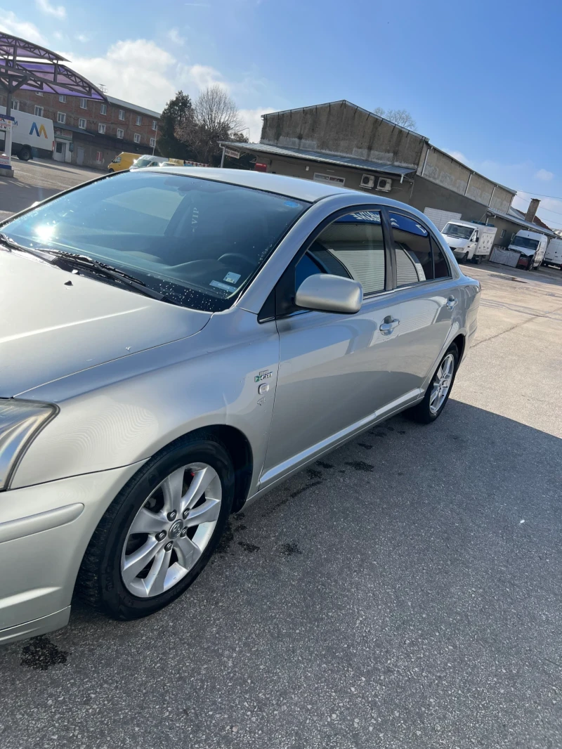 Toyota Avensis, снимка 3 - Автомобили и джипове - 49071618