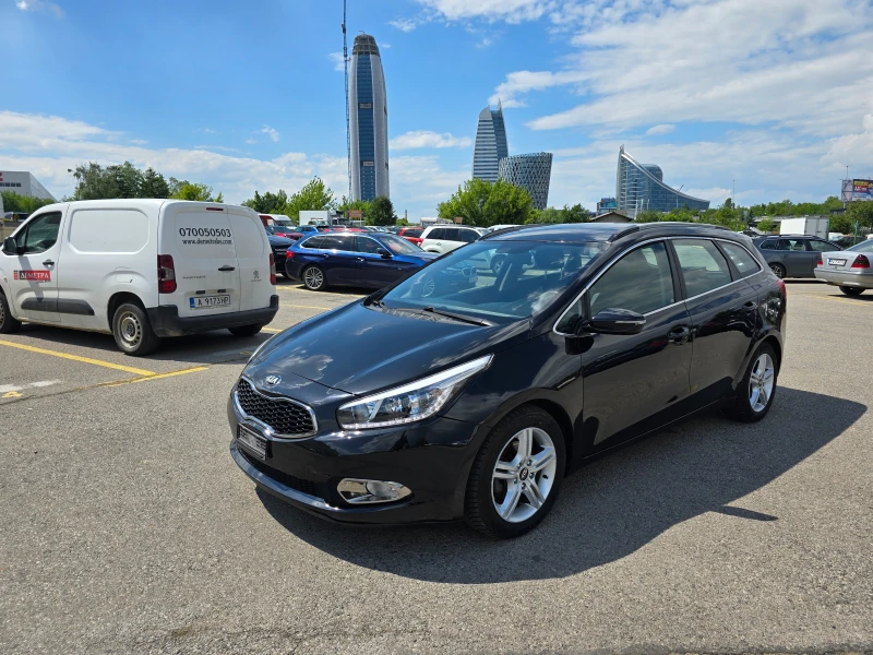 Kia Ceed 1.6 Швейцария, снимка 15 - Автомобили и джипове - 50481489