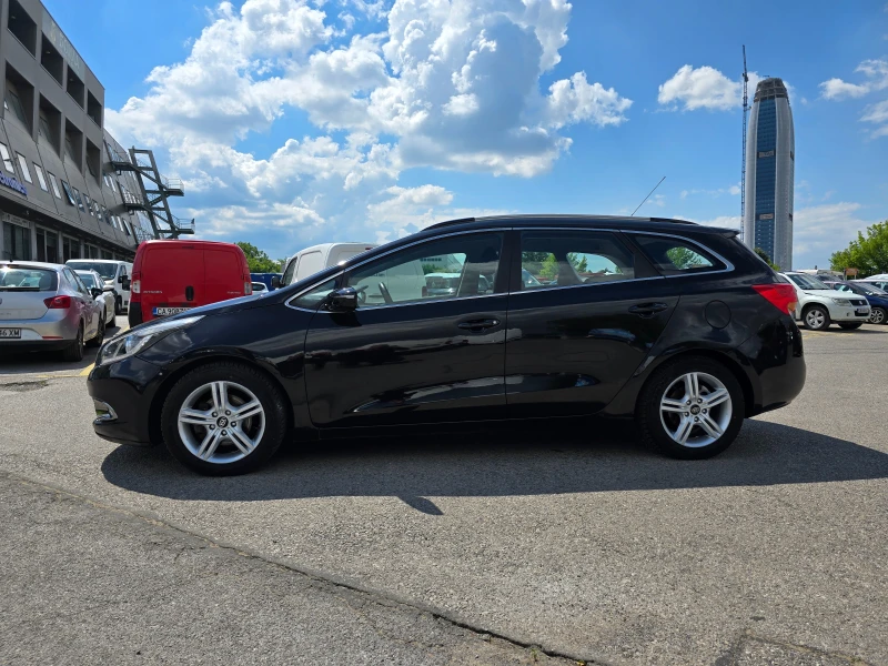 Kia Ceed 1.6 Швейцария, снимка 3 - Автомобили и джипове - 50481489