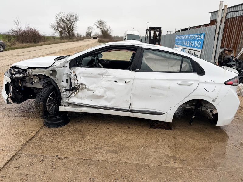 Hyundai Ioniq, снимка 9 - Автомобили и джипове - 52712761
