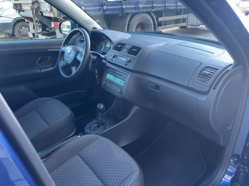Skoda Fabia 1, 2TSI, снимка 10 - Автомобили и джипове - 52931631