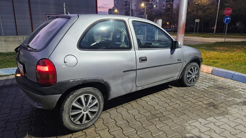 Opel Corsa B, снимка 2 - Автомобили и джипове - 53157587