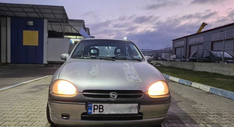 Opel Corsa B, снимка 3 - Автомобили и джипове - 53157587