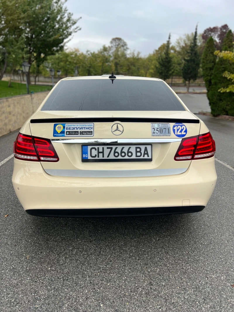 Mercedes-Benz E 200, снимка 5 - Автомобили и джипове - 53289389