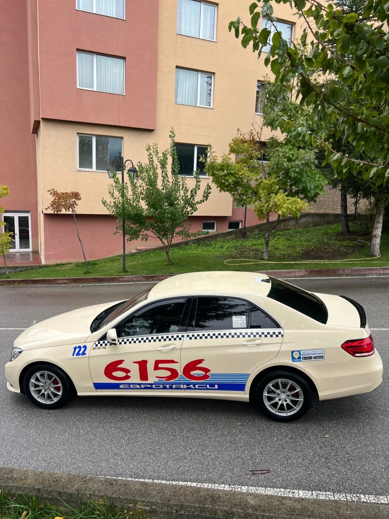 Mercedes-Benz E 200, снимка 3 - Автомобили и джипове - 53289389