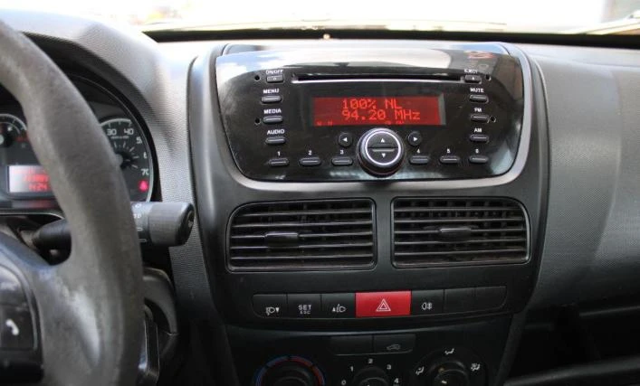 Fiat Doblo 1.6 MultiJet Maxi, снимка 5 - Автомобили и джипове - 53031990