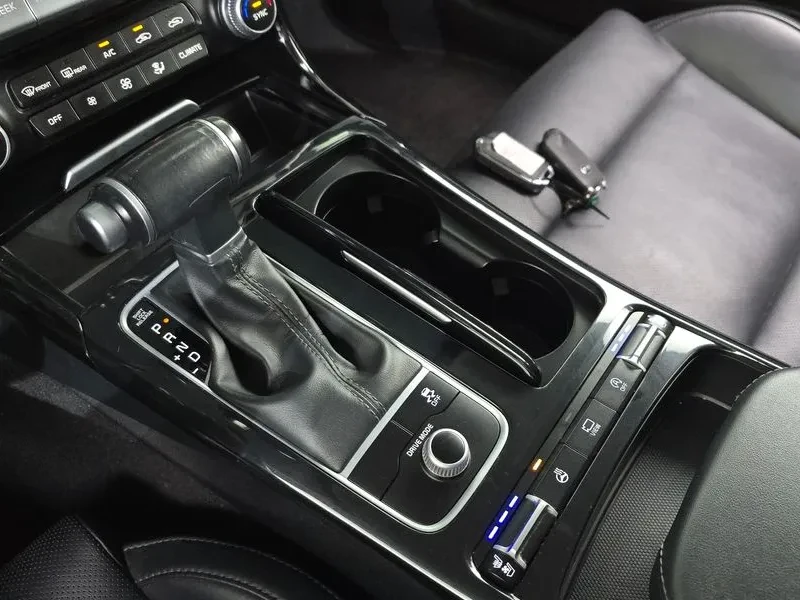 Kia Stinger Turbo 2Wd Prime, снимка 9 - Автомобили и джипове - 55090276