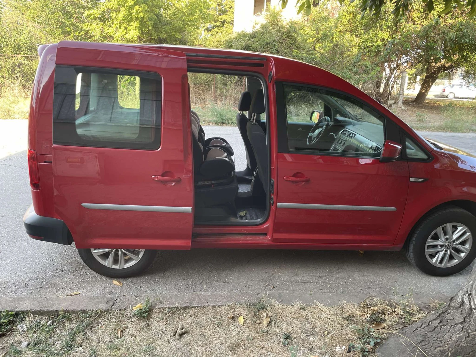 VW Caddy | Mobile.bg — изображение 11