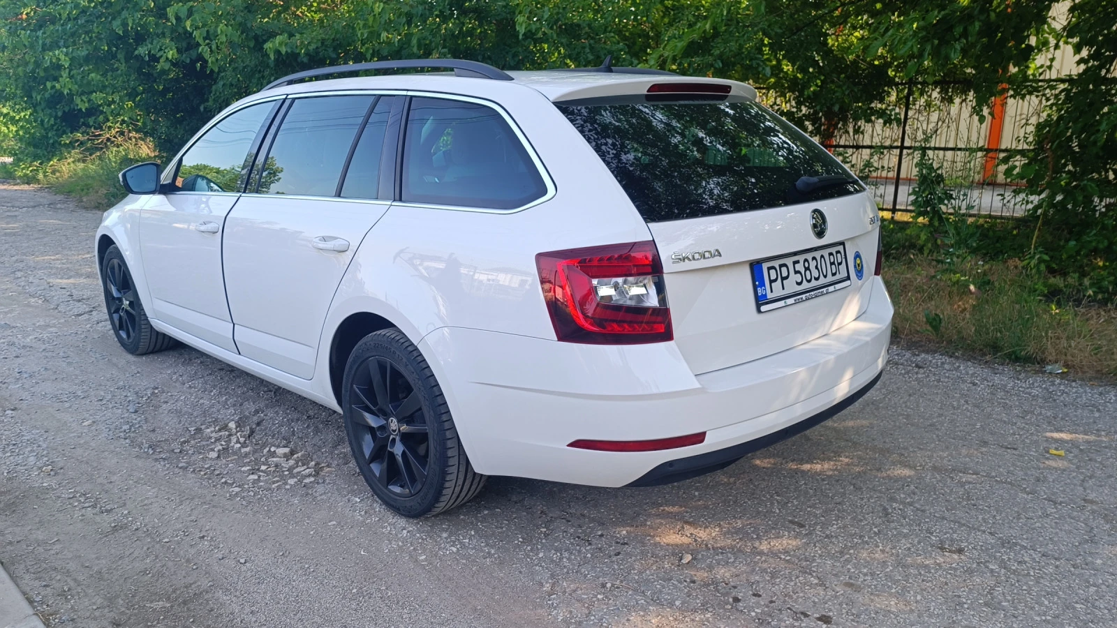 Skoda Octavia 1.6TDI DSG - изображение 2