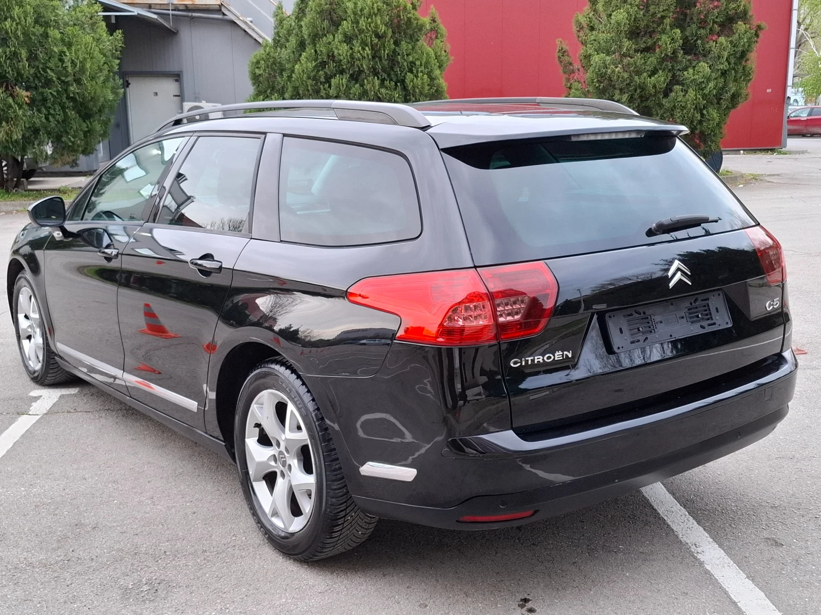 Citroen C5 2.0HDI 140hp * ИТАЛИЯ * КЛИМАТРОНИК * НА ПРУЖИНИ * - изображение 2