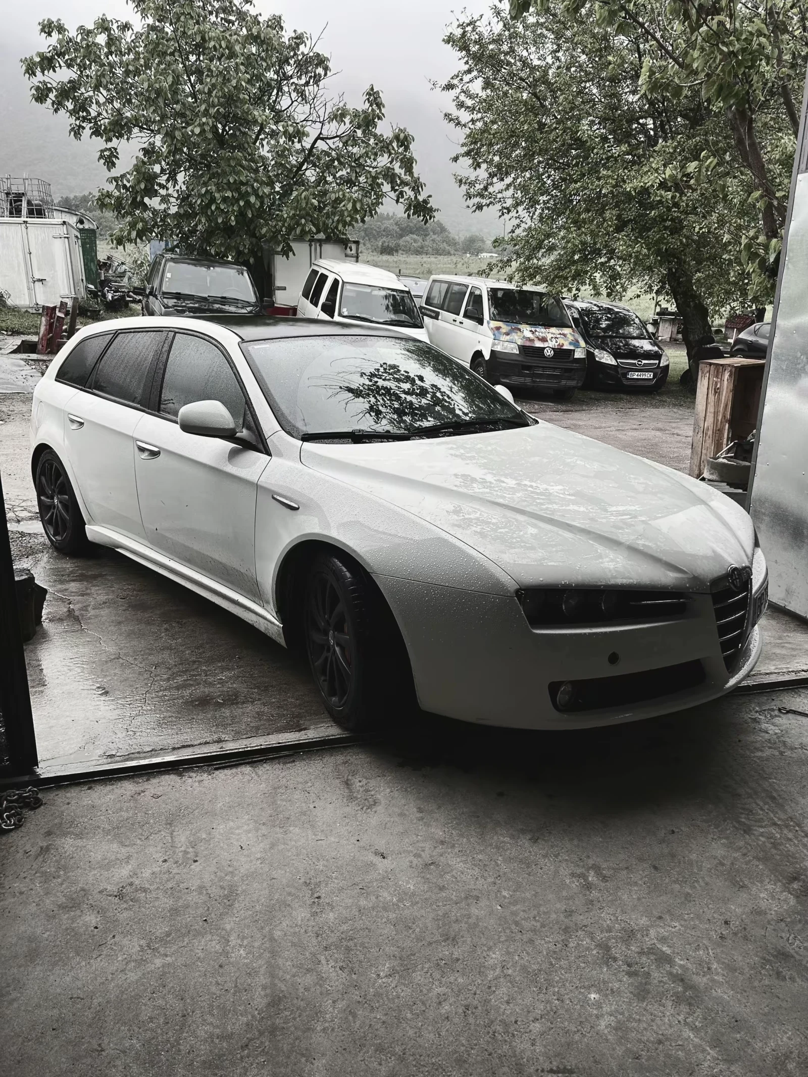 Alfa Romeo 159 sportwagon TI 1.9JTDm - изображение 2