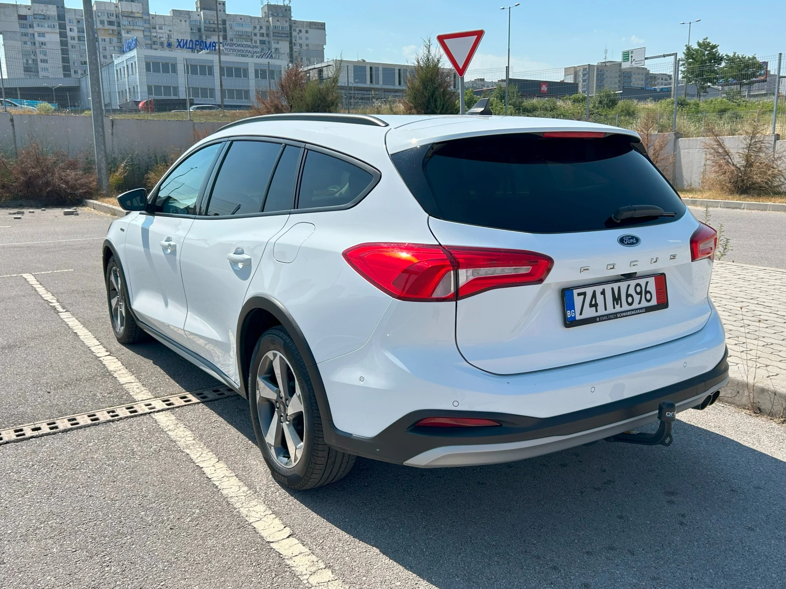 Ford Focus Active/2.0TDCi/AUTO/1 собств./пълна серв.история - изображение 4