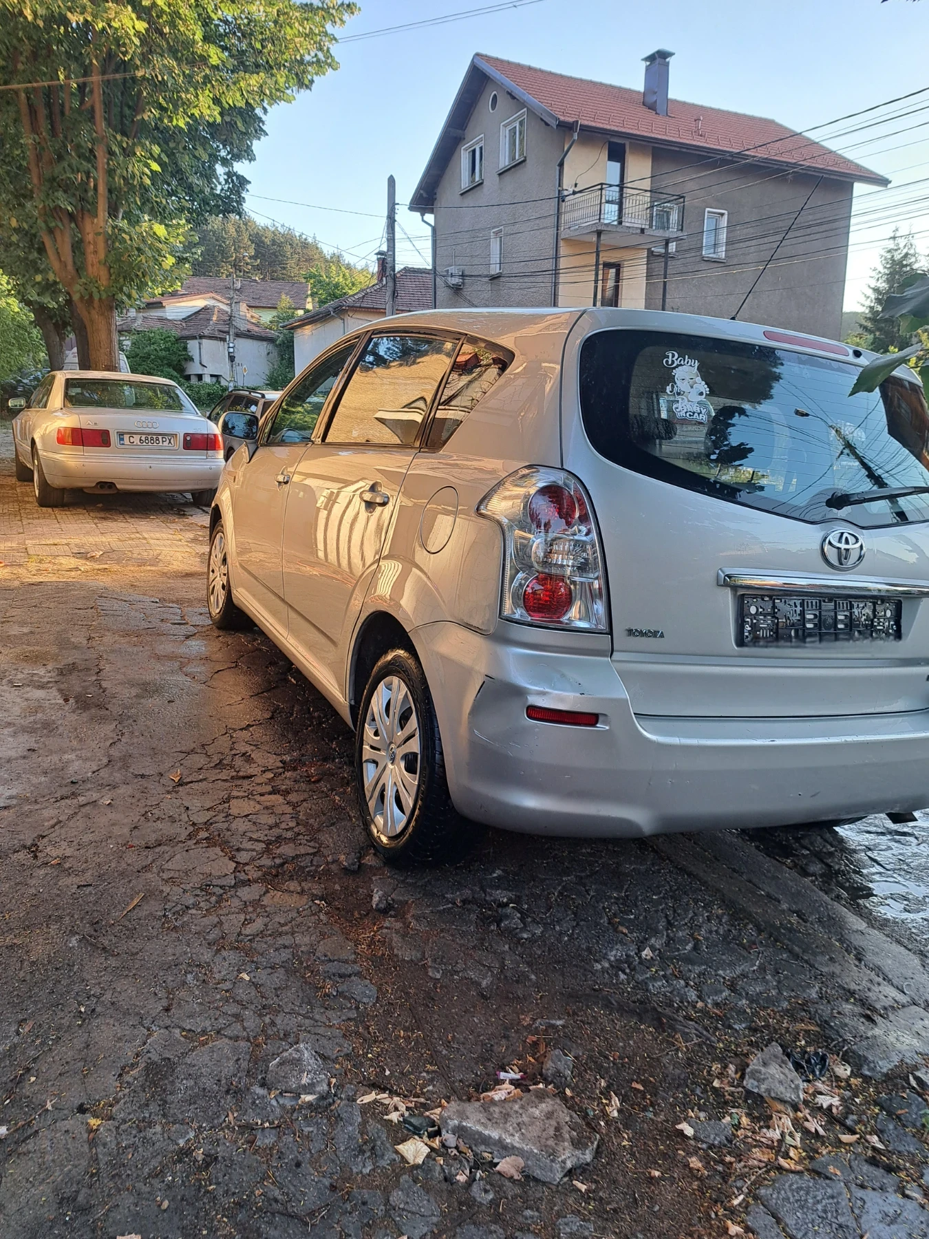 Toyota Corolla verso 2.2  - изображение 5