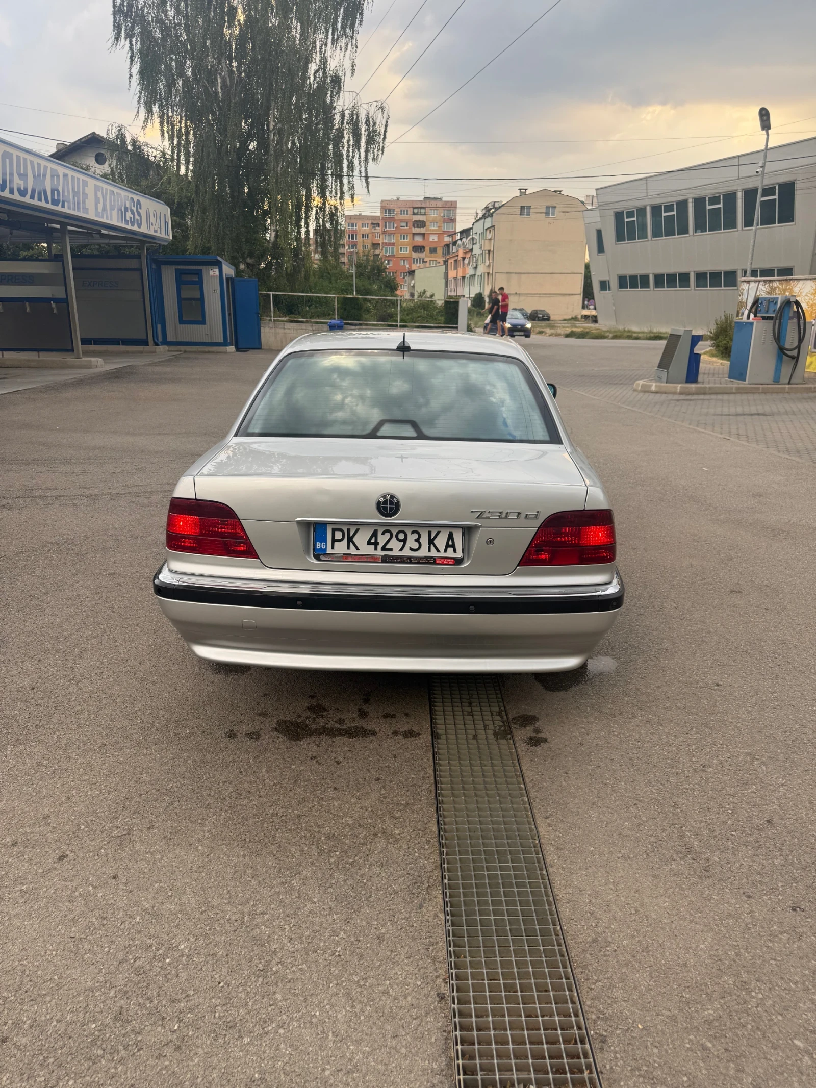 BMW 730 3.0д - изображение 6