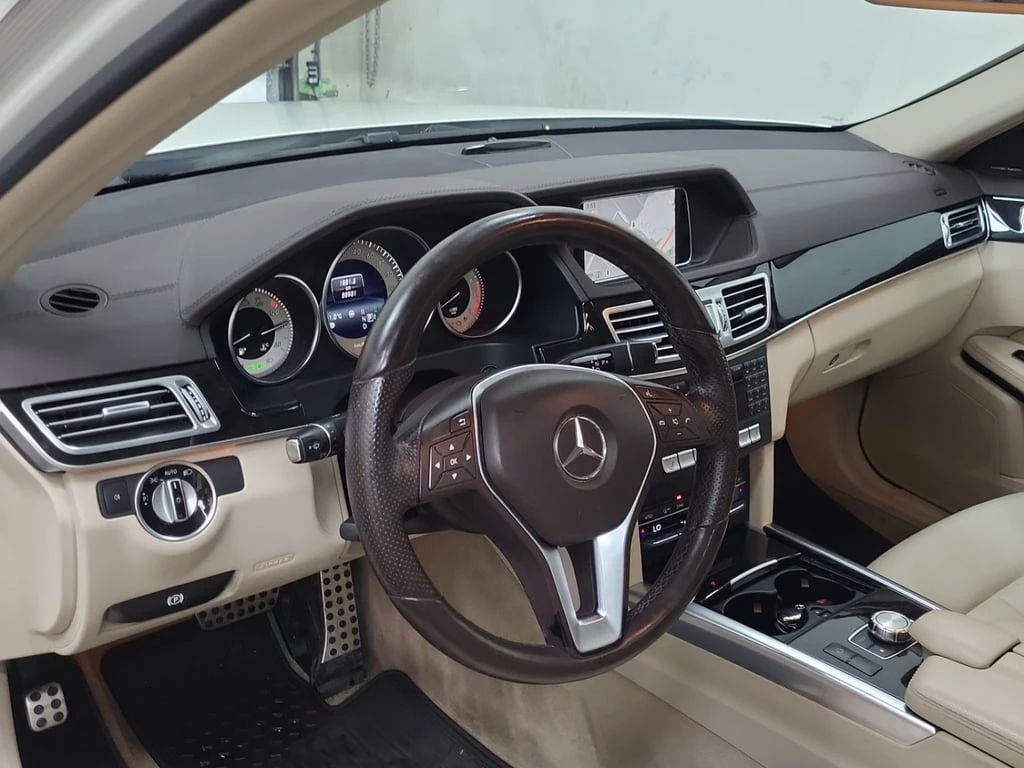 Mercedes-Benz E 400 * CARFAX * БЕЗ ПЪРВОНАЧАЛНА ВНОСКА - изображение 8