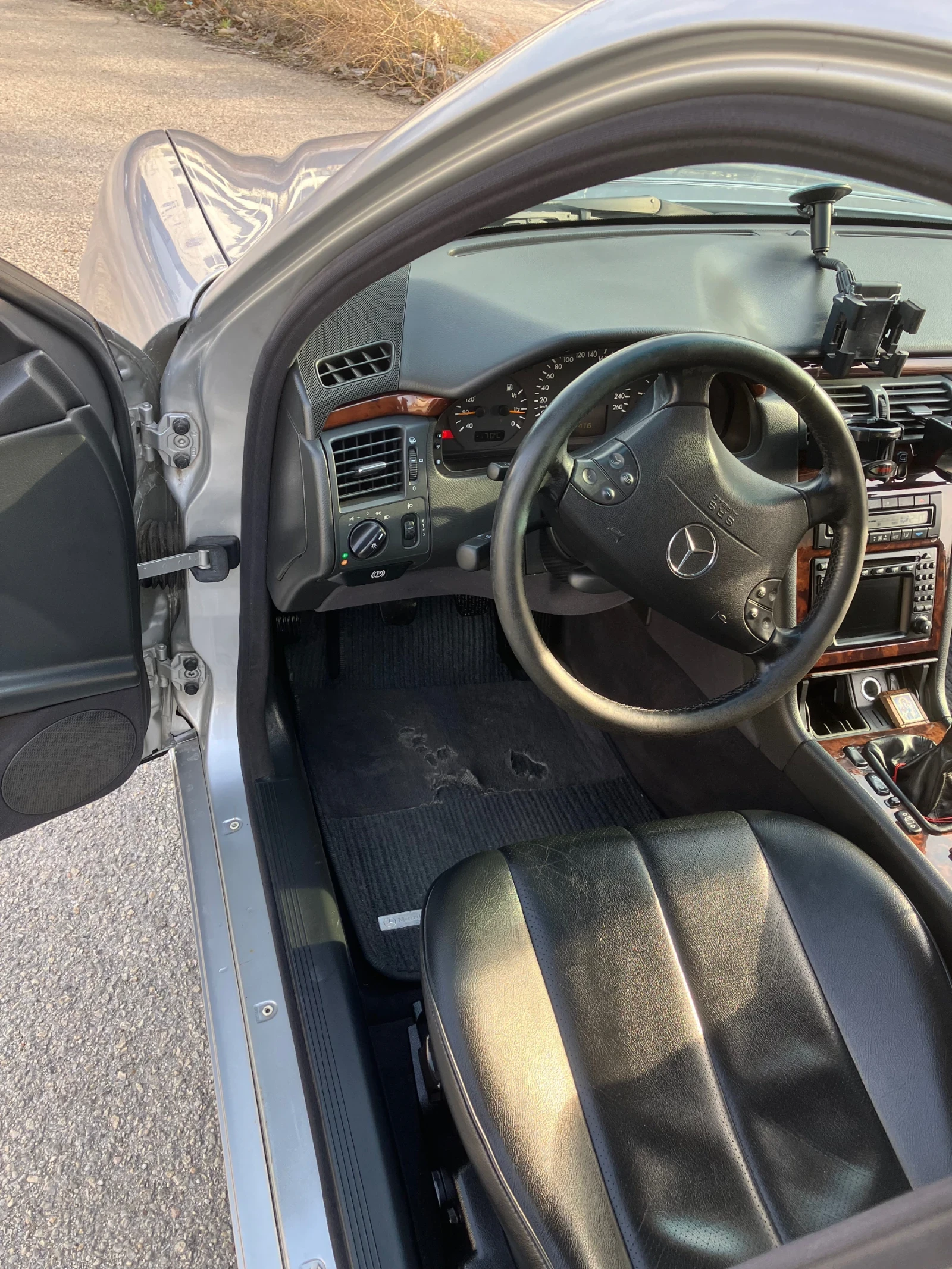 Mercedes-Benz E 220 143hp CDI | Mobile.bg   11