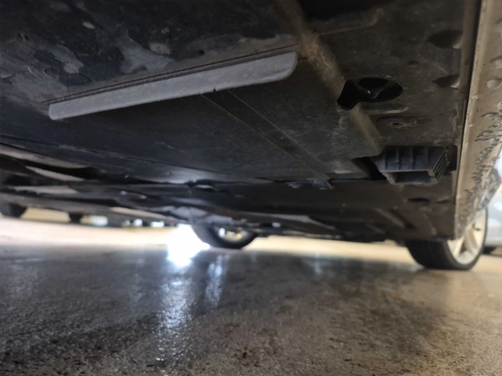 BMW 230 * xDrive * CARFAX *    | Mobile.bg   13