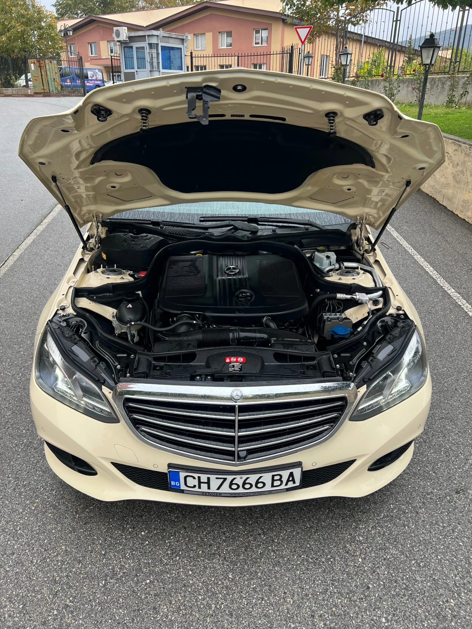 Mercedes-Benz E 200 | Mobile.bg � ����������� 15