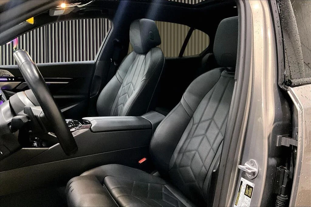 BMW 530 xDrive* AвтоКредит * (ЦЕНА ДО БГ), снимка 14 - Автомобили и джипове - 54013224