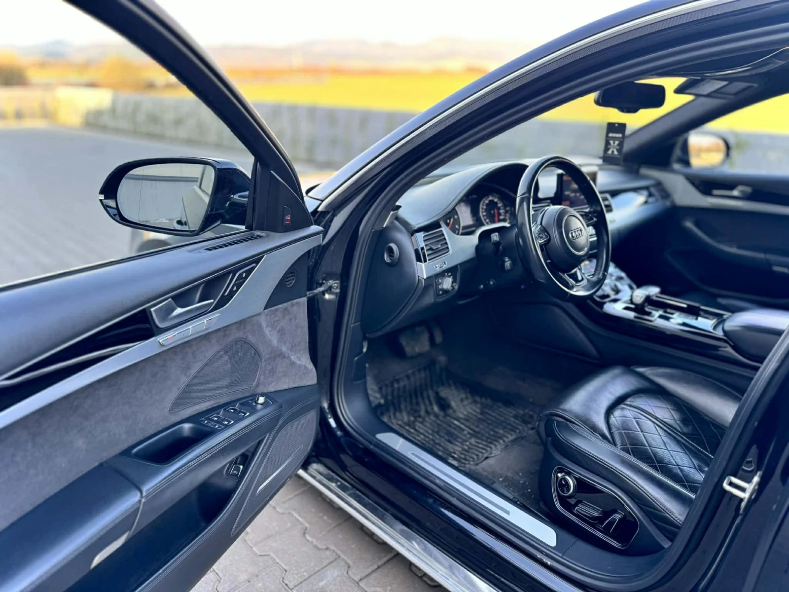 Audi A8 MATRIX , TV , DVD, снимка 9 - Автомобили и джипове - 54329228