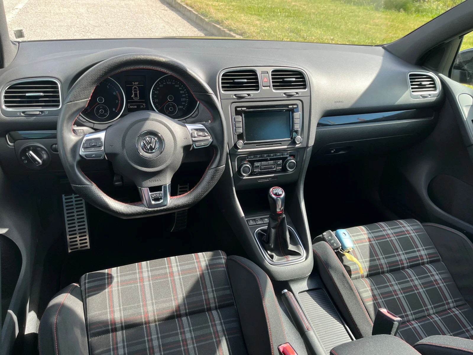 VW Golf GTI Top Top, снимка 13 - Автомобили и джипове - 54392356