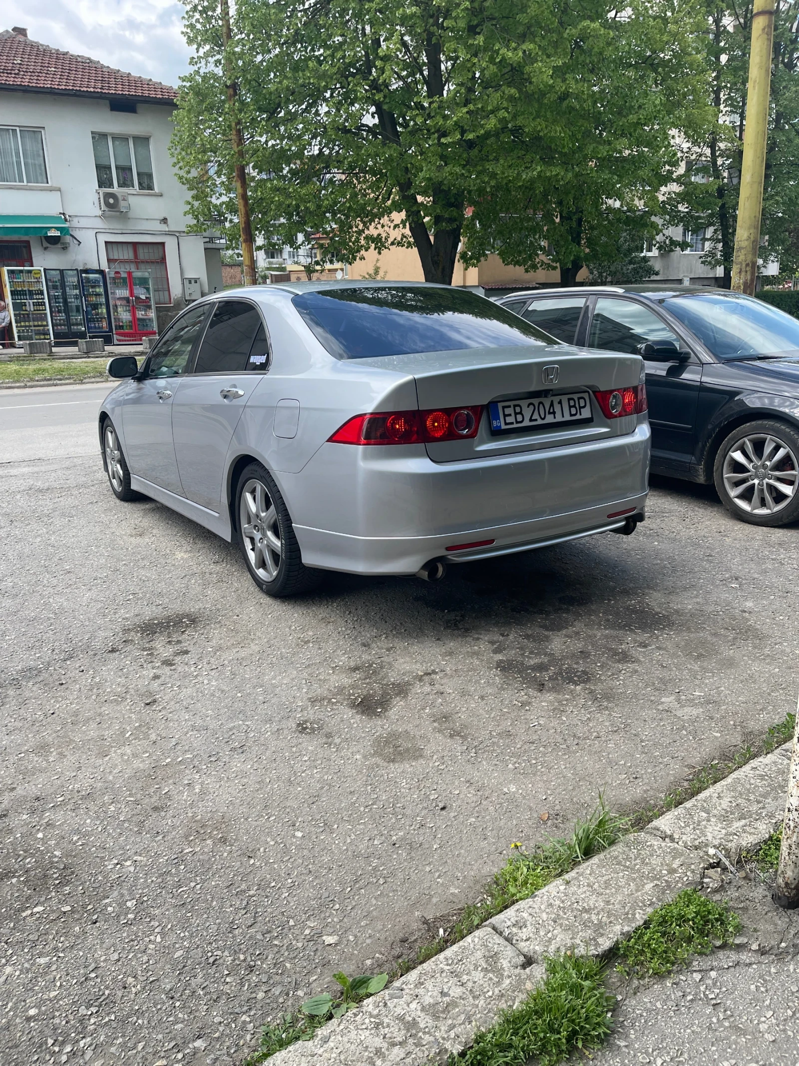 Honda Accord, снимка 2 - Автомобили и джипове - 54427568