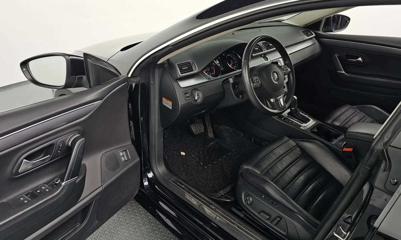 VW CC Passat 2.0TDI, DSG, LED, снимка 6 - Автомобили и джипове - 54495822