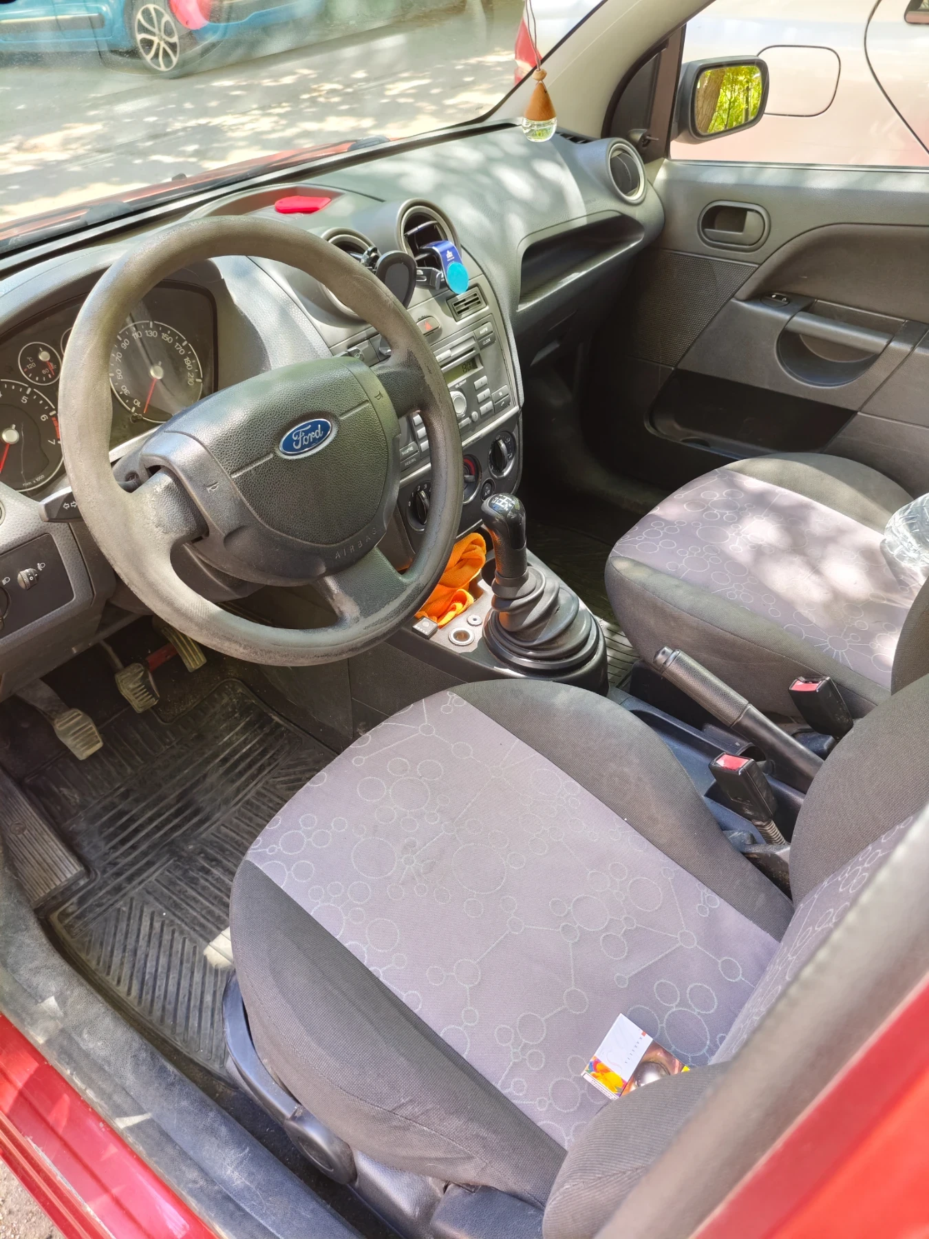 Ford Fiesta, снимка 15 - Автомобили и джипове - 54657959