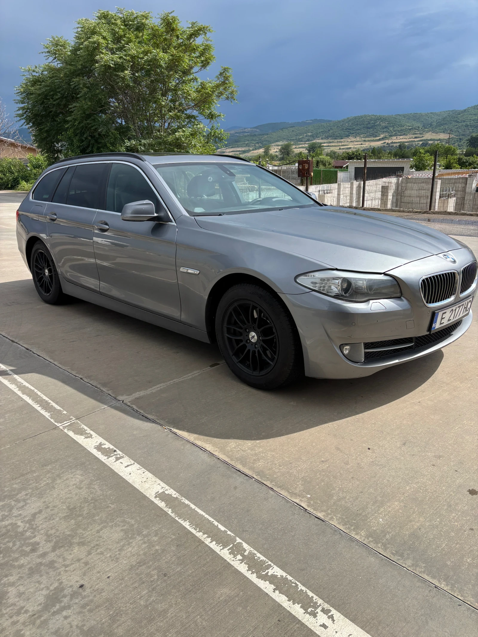 BMW 520, снимка 4 - Автомобили и джипове - 54941852