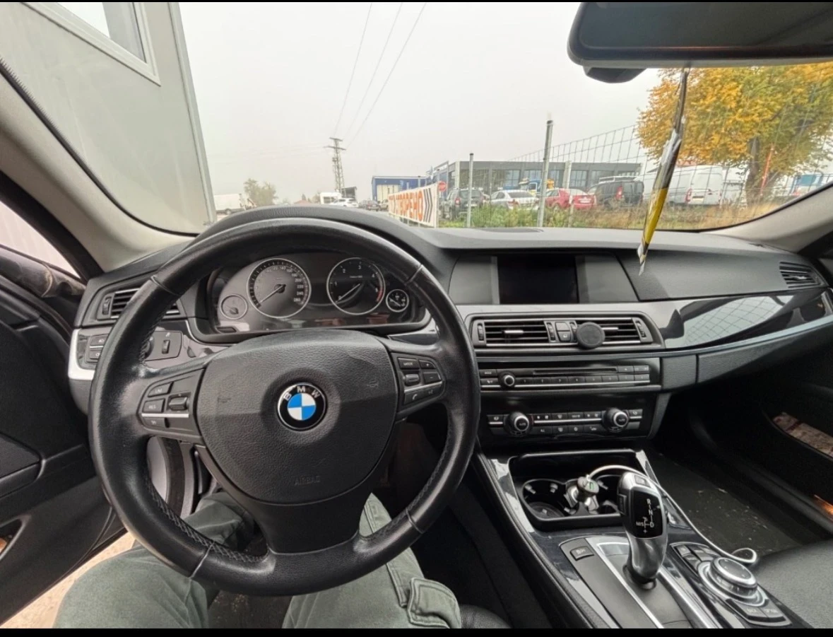 BMW 520, снимка 9 - Автомобили и джипове - 54941852