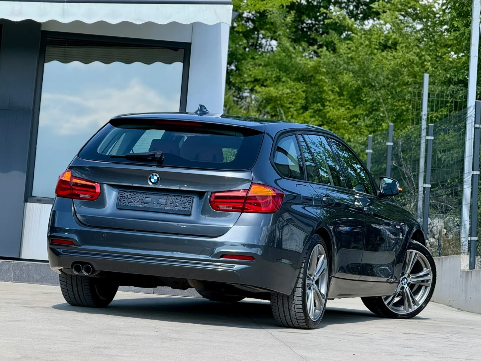 BMW 320 X-DRIVE / SPORT LINE / � INTERIOR / INDIVIDUAL | Mobile.bg � ����������� 5