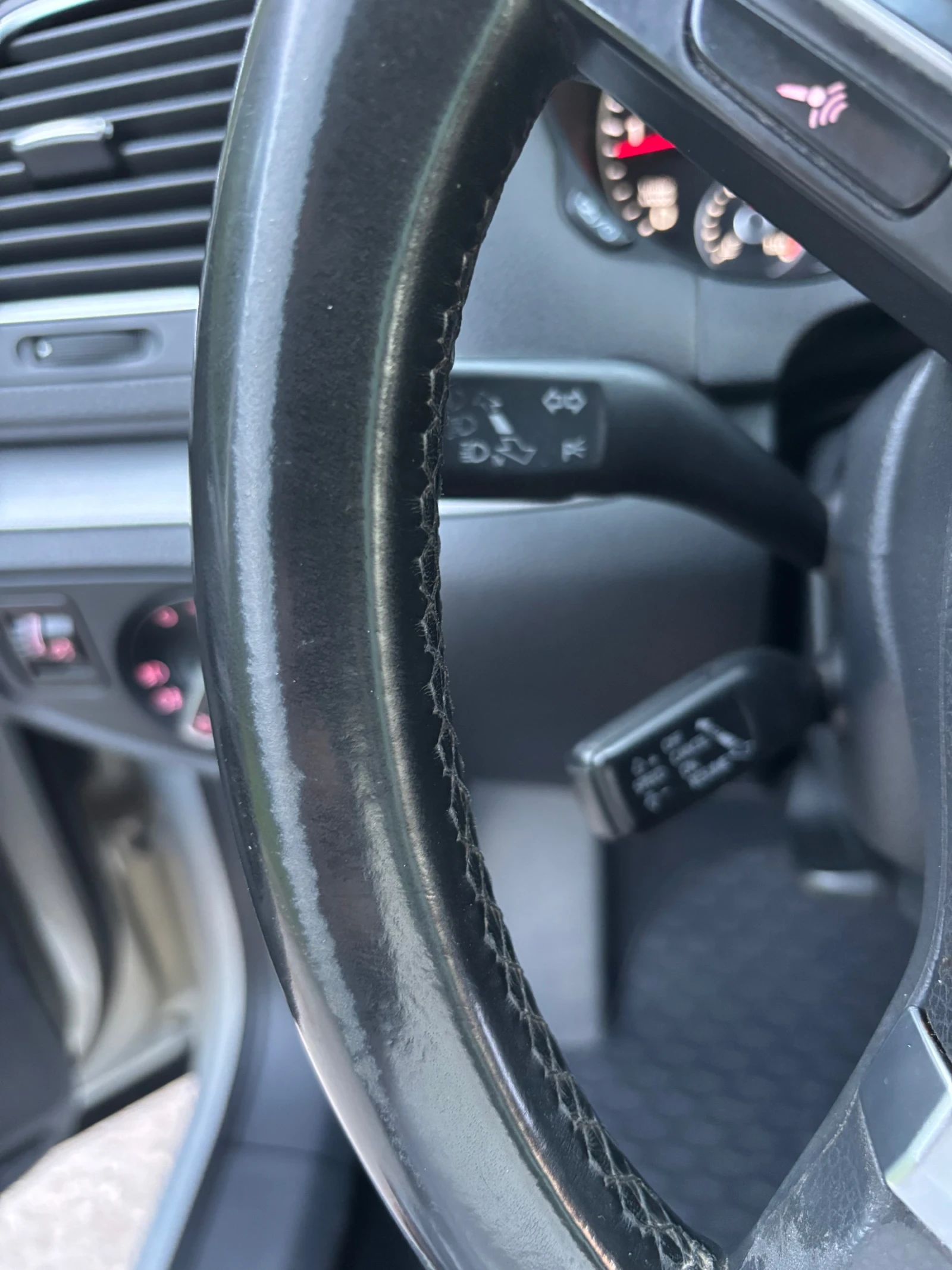 VW Sharan 2.0 tdi avtomatik 6+ 1 , снимка 8 - Автомобили и джипове - 54983242