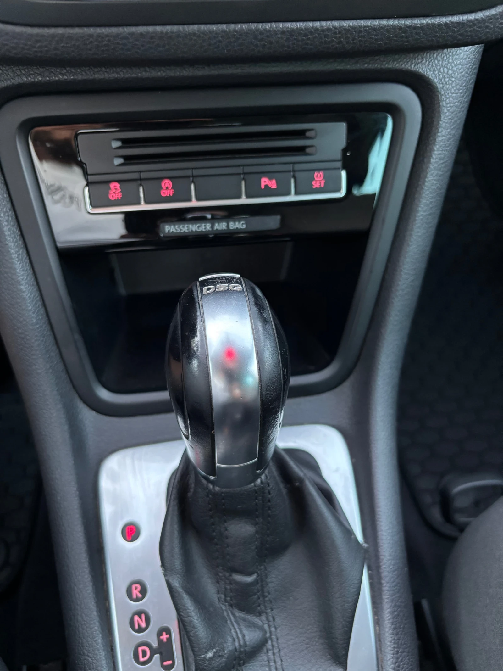 VW Sharan 2.0 tdi avtomatik 6+ 1 , снимка 10 - Автомобили и джипове - 54983242