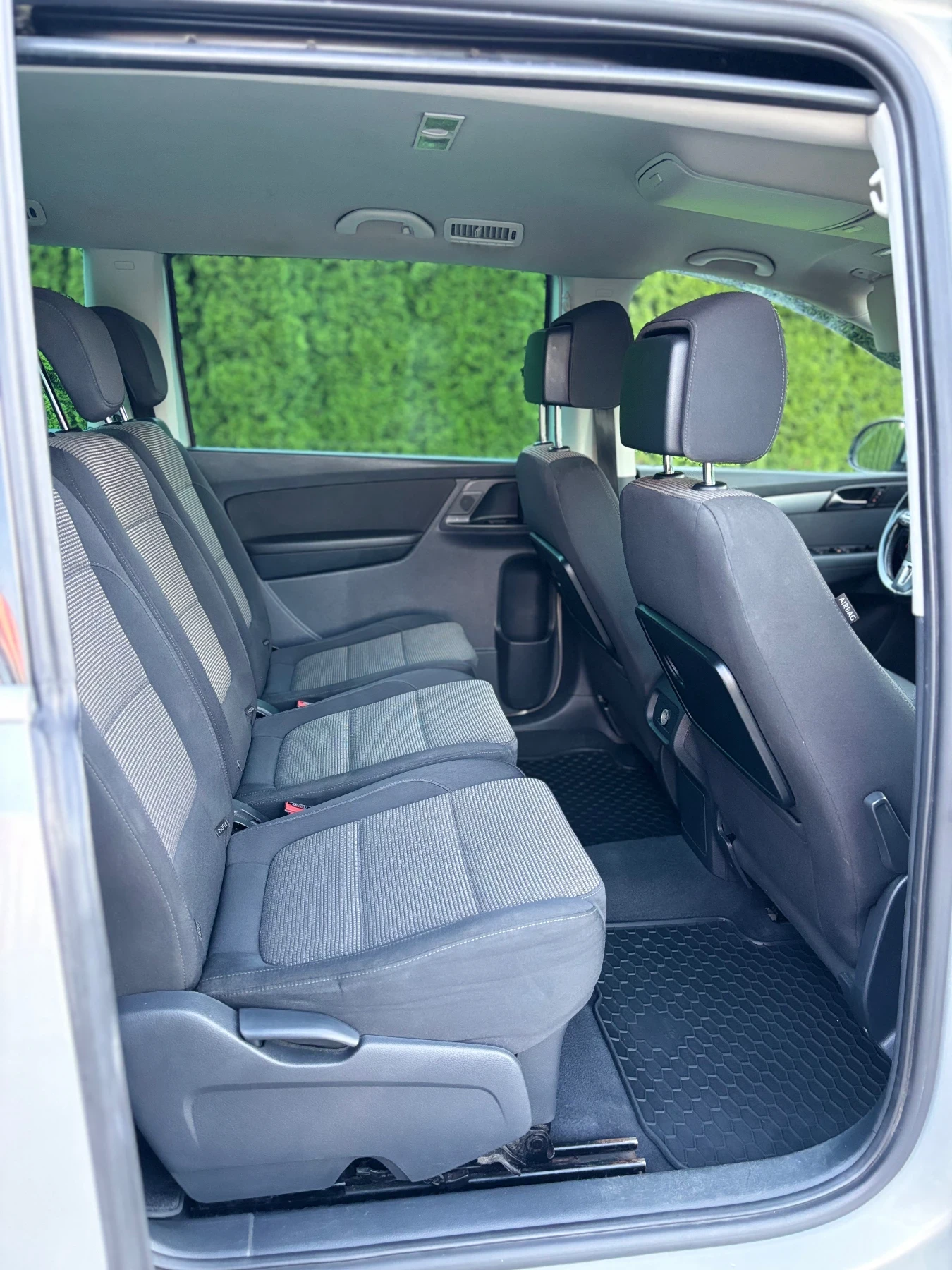 VW Sharan 2.0 tdi avtomatik 6+ 1 , снимка 6 - Автомобили и джипове - 54983242