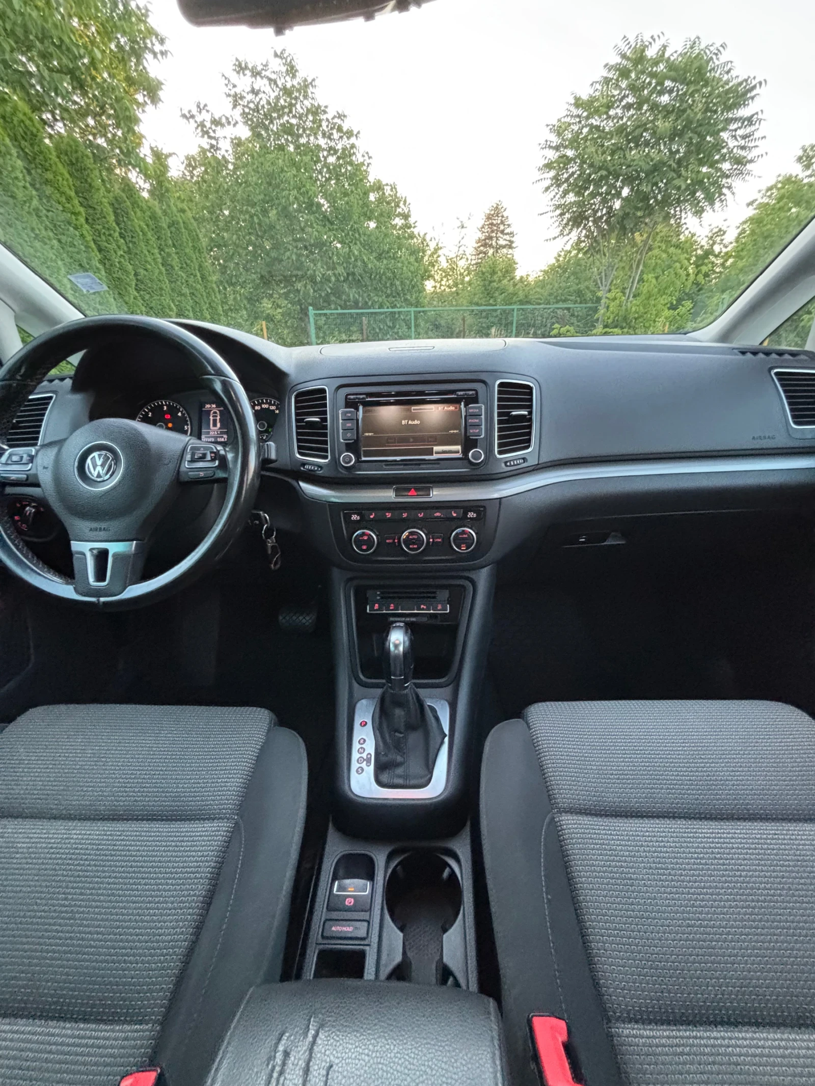 VW Sharan 2.0 tdi avtomatik 6+ 1 , снимка 5 - Автомобили и джипове - 54983242