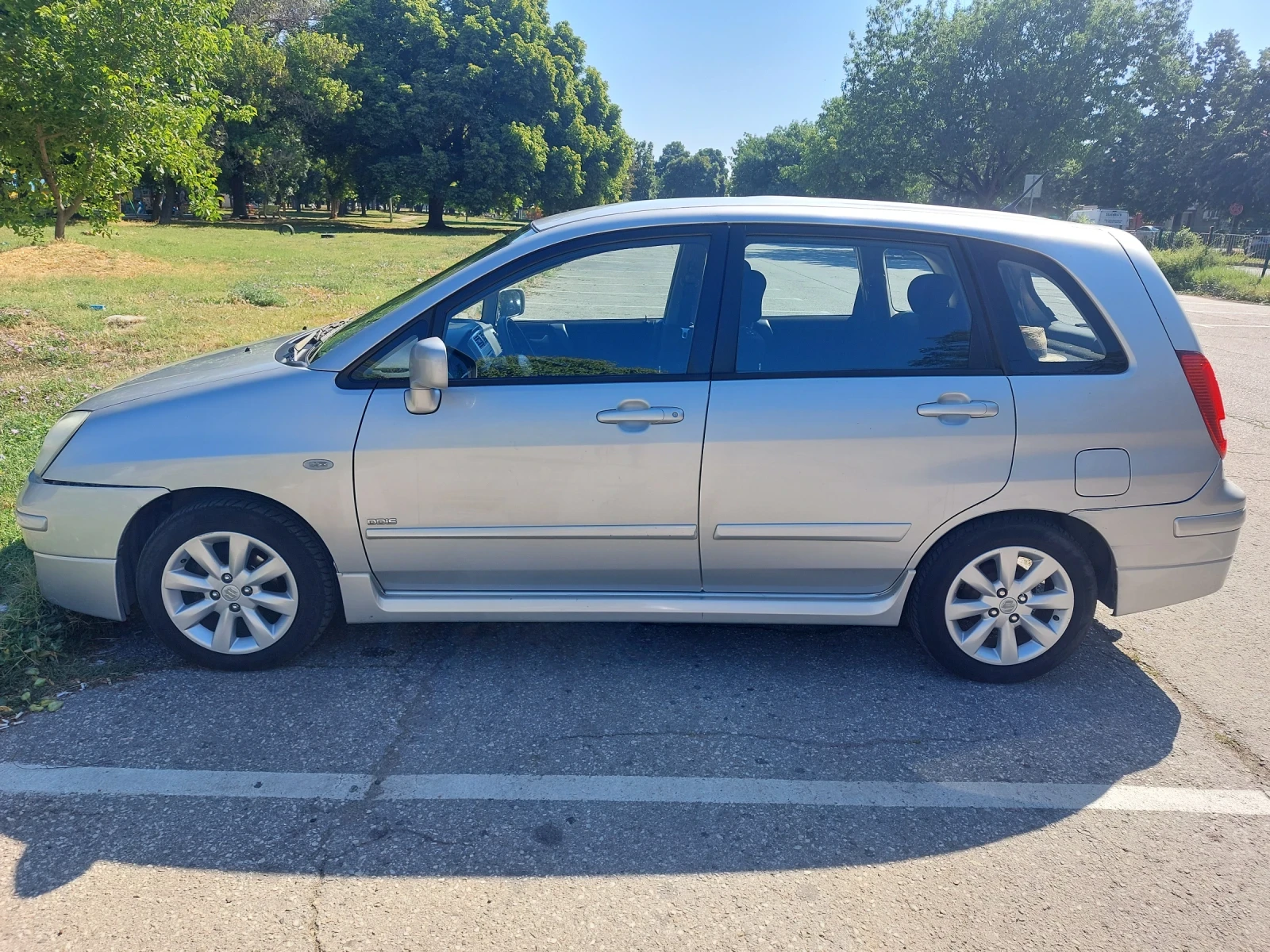 Suzuki Liana, снимка 2 - Автомобили и джипове - 55266929